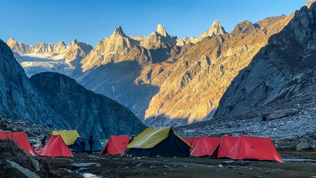 hampta pass trek