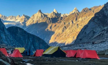 hampta pass trek